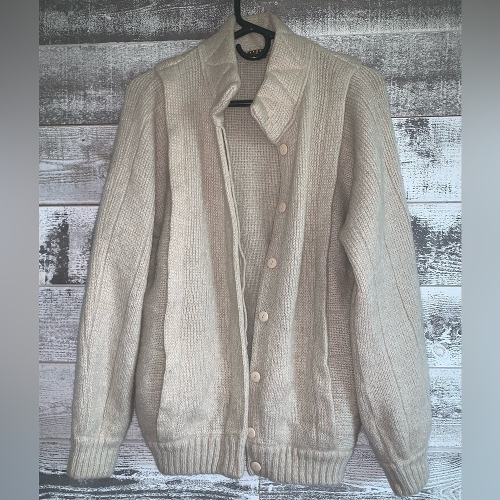 Gulliver made in Italy sweater size 46 40% acrylic/35% mohair/25% polyamide